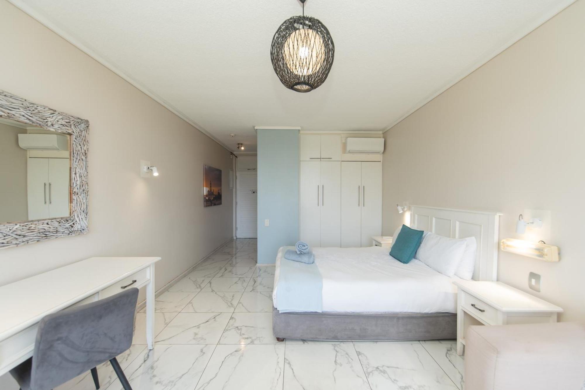 157 Brookes Hill Suites Near The Beach Port Elizabeth Eksteriør billede