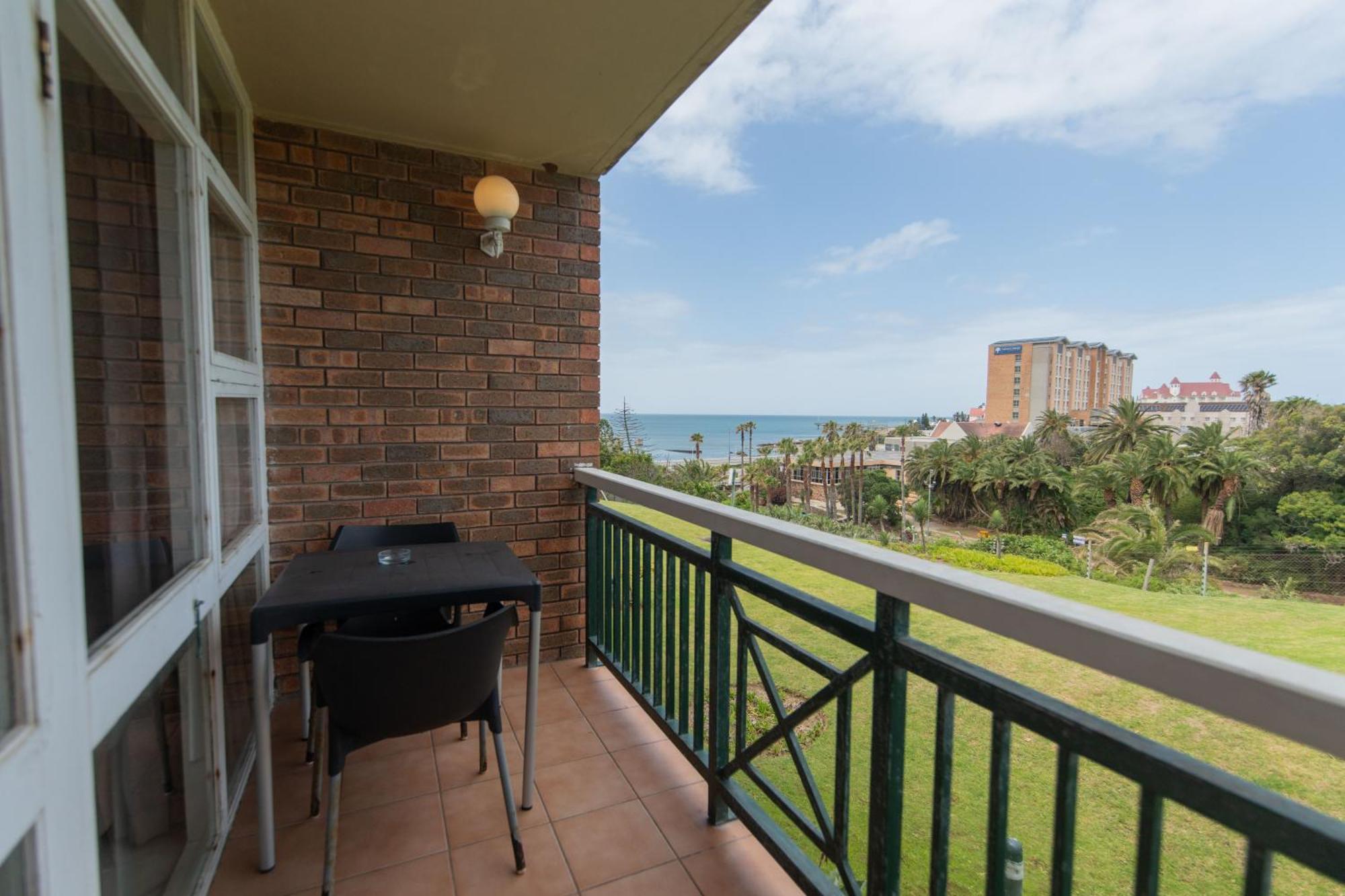 157 Brookes Hill Suites Near The Beach Port Elizabeth Eksteriør billede
