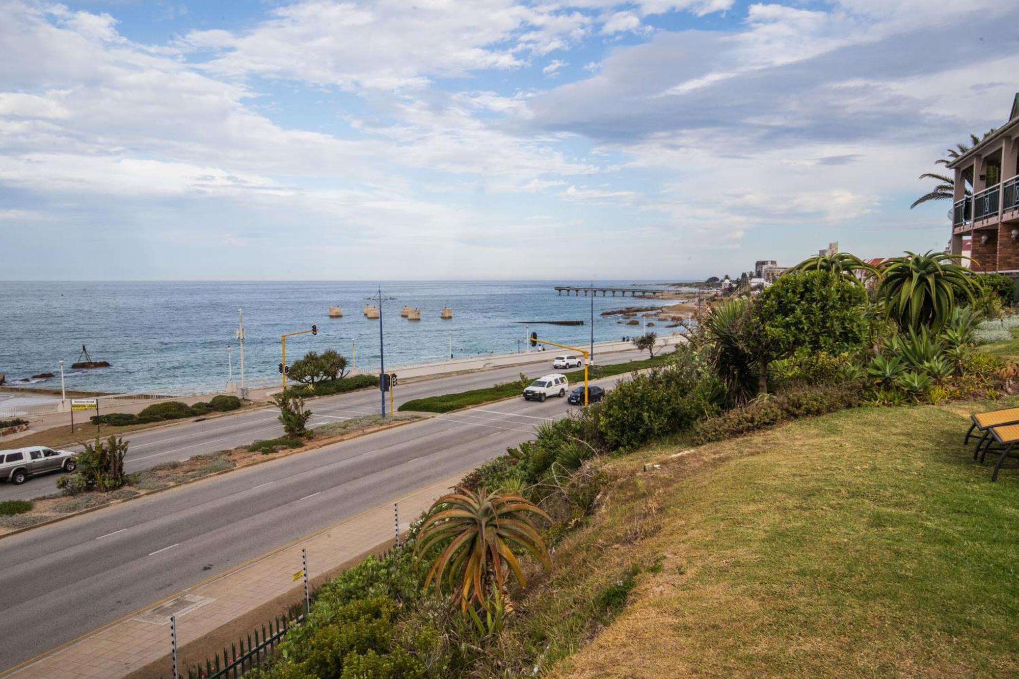 157 Brookes Hill Suites Near The Beach Port Elizabeth Eksteriør billede