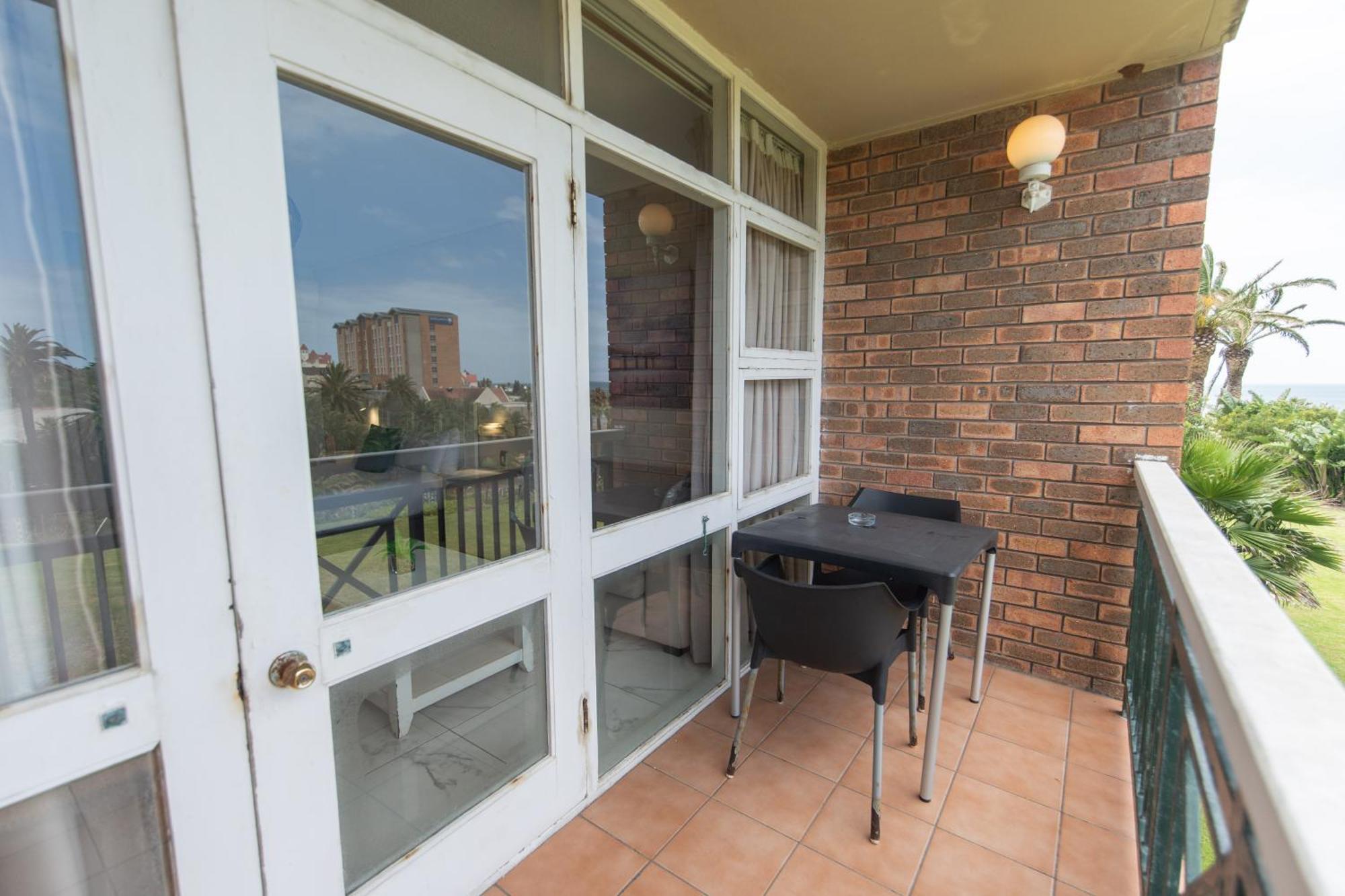 157 Brookes Hill Suites Near The Beach Port Elizabeth Eksteriør billede