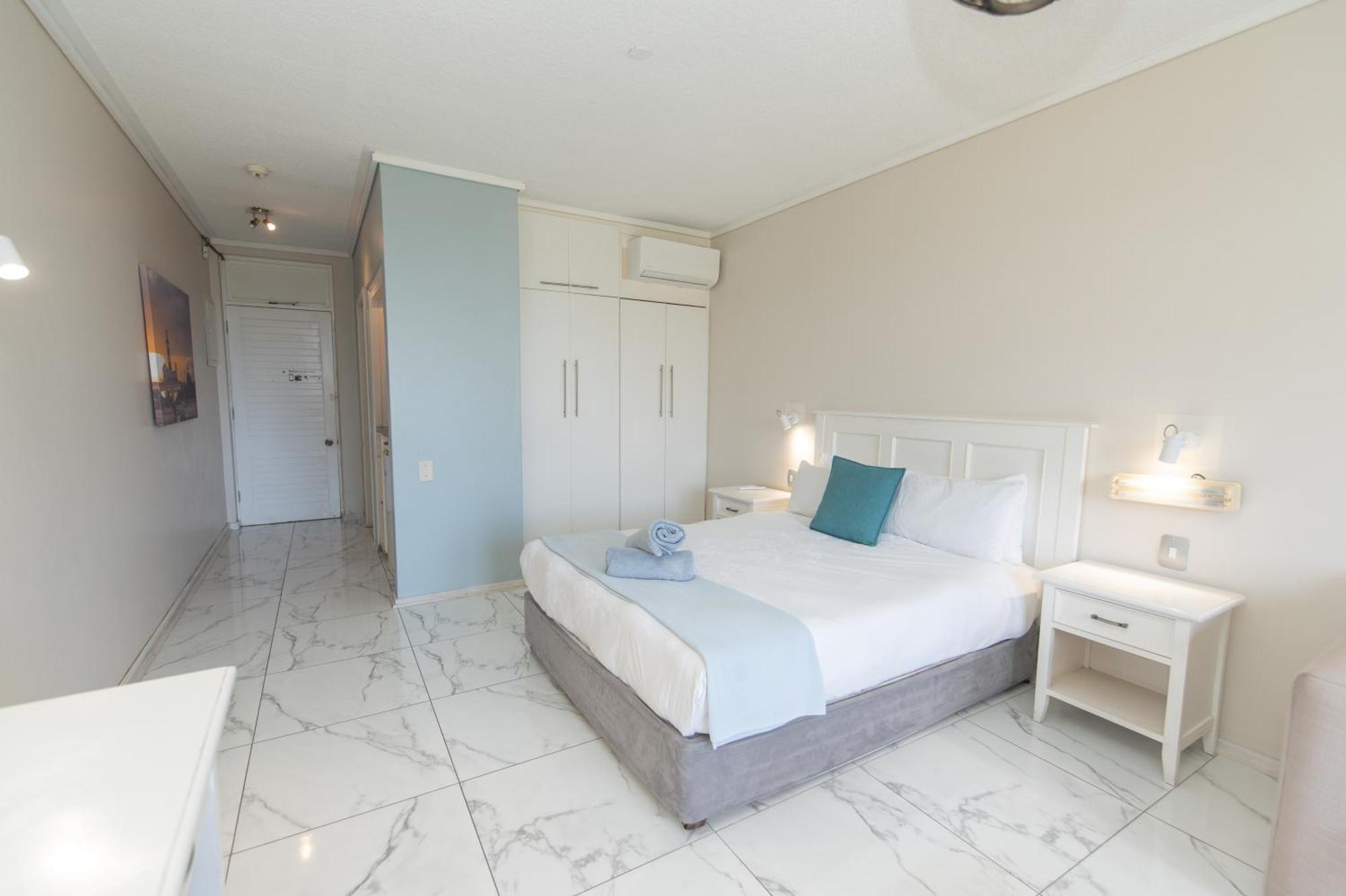 157 Brookes Hill Suites Near The Beach Port Elizabeth Eksteriør billede